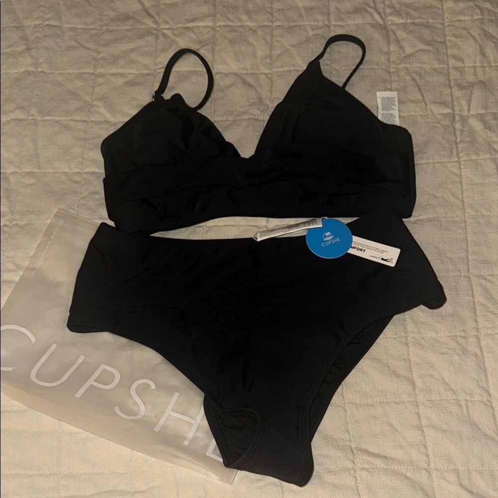 Cupshe Black Intimate Set